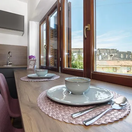 Arena Delight Apartament *