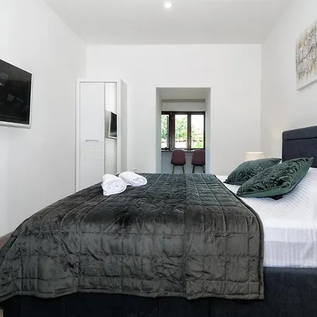 Arena Delight Пула